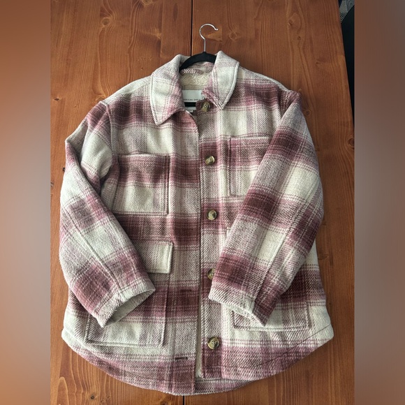 American Eagle Sherpa Lined Shacket - Picture 4 of 7